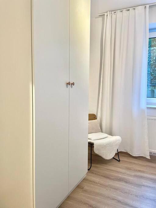 Stadt-Oase - Kostenlos Parken, Ruhig, Kliniken, Gop, Bali-Therme, Boxspringbett Bad Oeynhausen Bagian luar foto