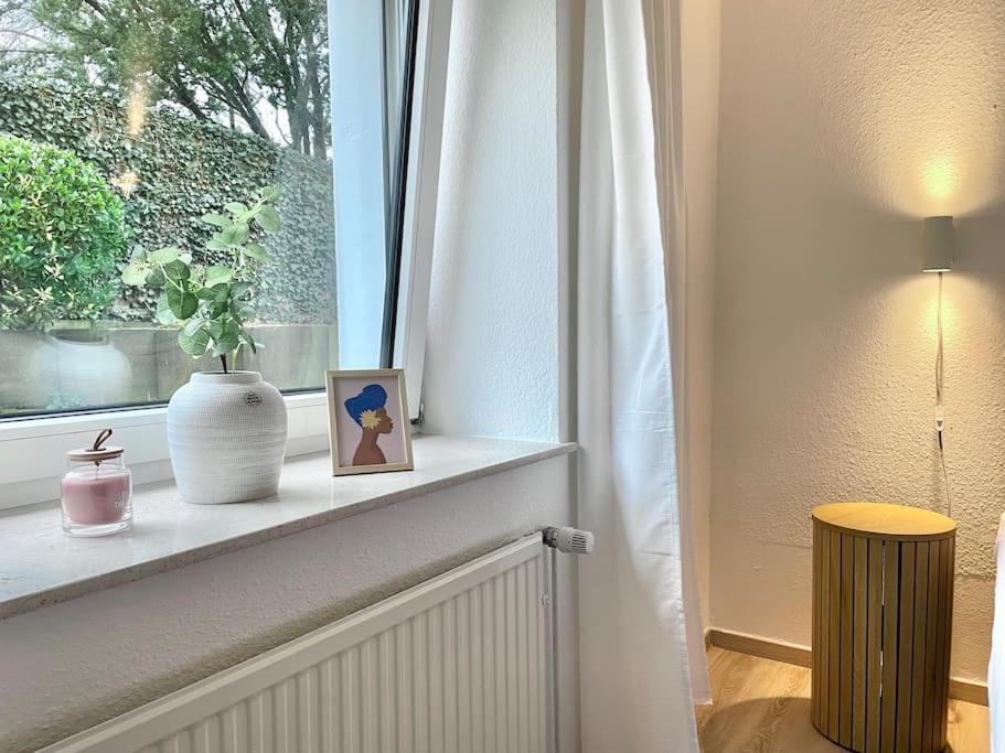 Stadt-Oase - Kostenlos Parken, Ruhig, Kliniken, Gop, Bali-Therme, Boxspringbett Bad Oeynhausen Bagian luar foto